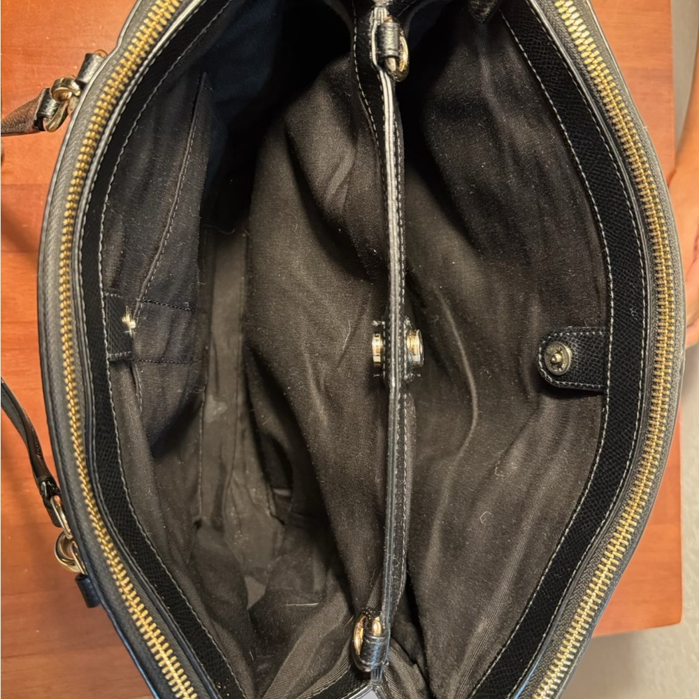 Coach Black Leather Shoulder Bag - Picture 6 of 7